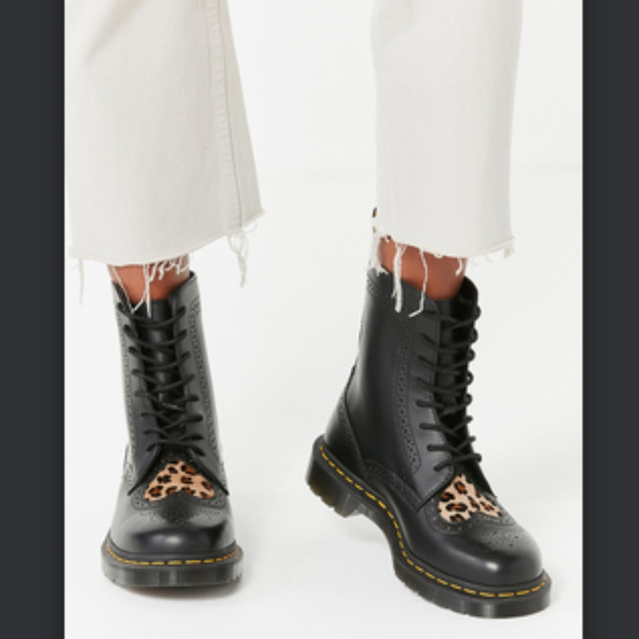 doc martens leopard heart